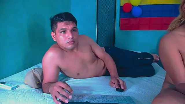 Snapshot of Hornyshow1 chatting on 17, 6, 2026 Hornyshow1 online show from 17, 6, 2026