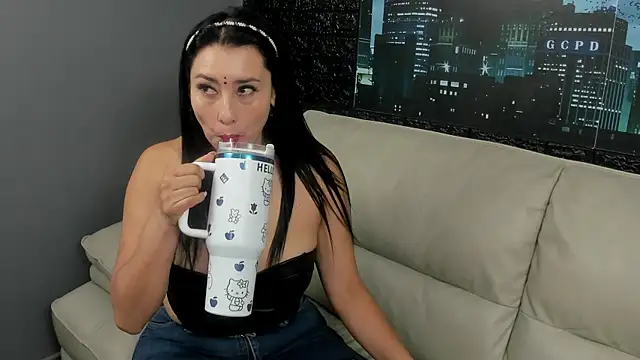 Terra  Rouse  online show from 15, 5, 2026