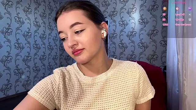 Snapshot of KarineDampy chatting on 1, 3, 2026 KarineDampy online show from 1, 3, 2026