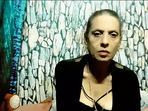 Hot queen58 online show from 13, 5, 2026