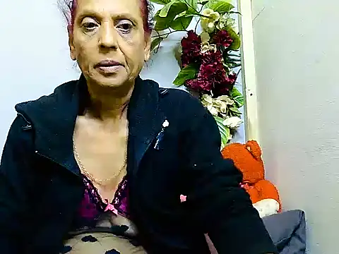 Hot queen58 online show from 21, 6, 2026