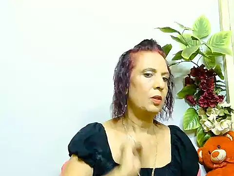 Hot queen58 online show from 18, 6, 2026