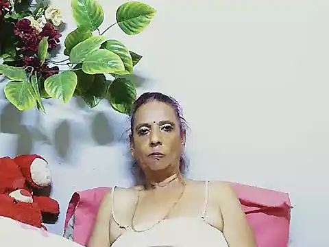 Hot queen58 online show from 12, 7, 2026