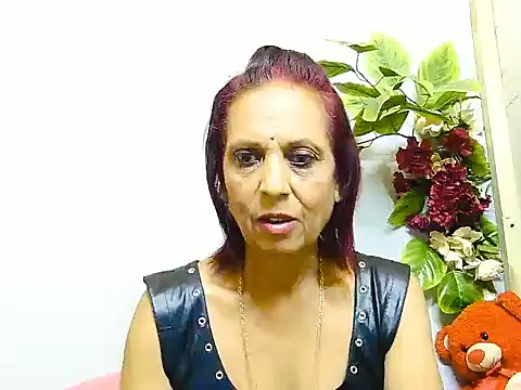 Hot queen58 online show from 28, 6, 2026