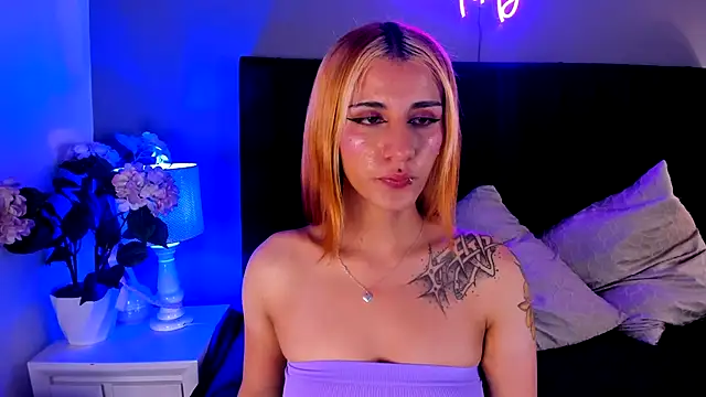 scarlett leex  online show from 15, 4, 2026