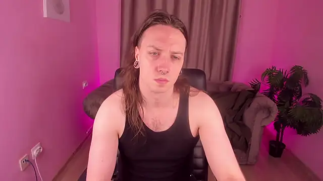 Snapshot of piroman_ chatting on 1, 3, 2026 piroman online show from 1, 3, 2026