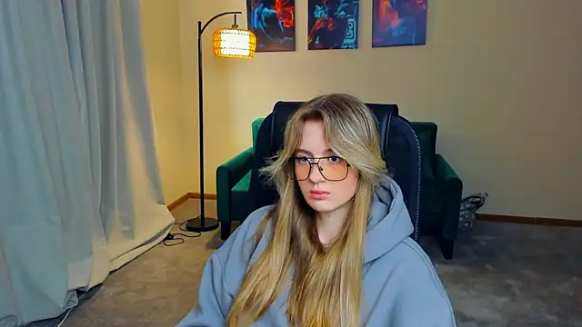 DortheaHupy online show from 28, 2, 2026