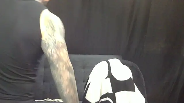 devilWithTats online show from 24, 4, 2026