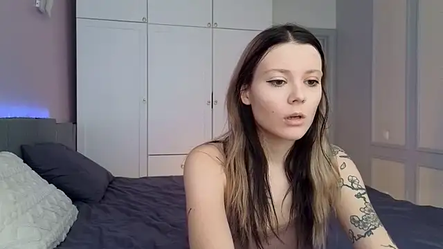 AliceTease online show from 7, 3, 2026