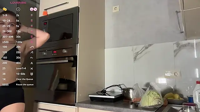 AlexaDeviliciouss online show from 6, 4, 2026