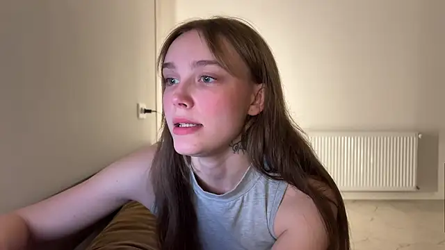 Lolatatee online show from 10, 4, 2026