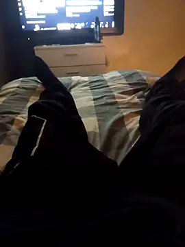 Ajjjjhughes online show from 4, 4, 2026