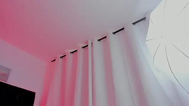 Sharon Storm online show from 24, 3, 2026