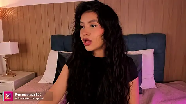 missprada  online show from 7, 4, 2026