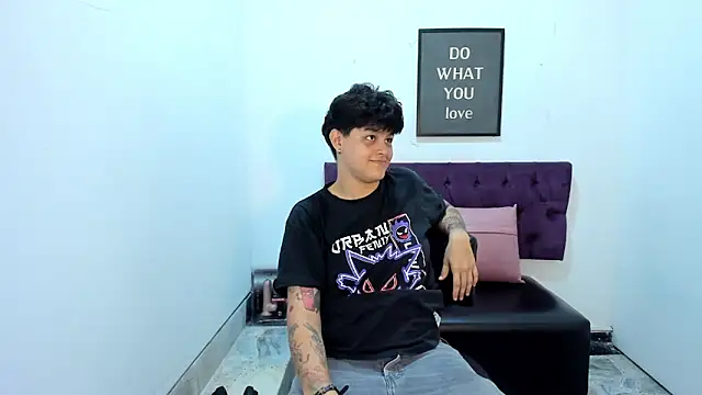 TomBoy Natali online show from 24, 3, 2026