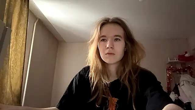 Snapshot of LeomaJee chatting on 3, 3, 2026 LeomaJee online show from 3, 3, 2026