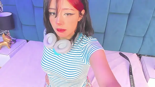 reze chaw online show from 5, 4, 2026