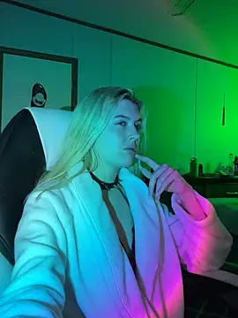 Rainsworld420 online show from 5, 4, 2026