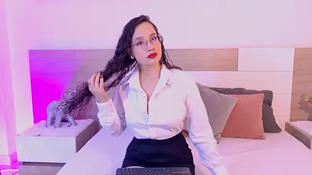 Snapshot of EmmaRicco chatting on 14, 5, 2026 EmmaRicco online show from 14, 5, 2026