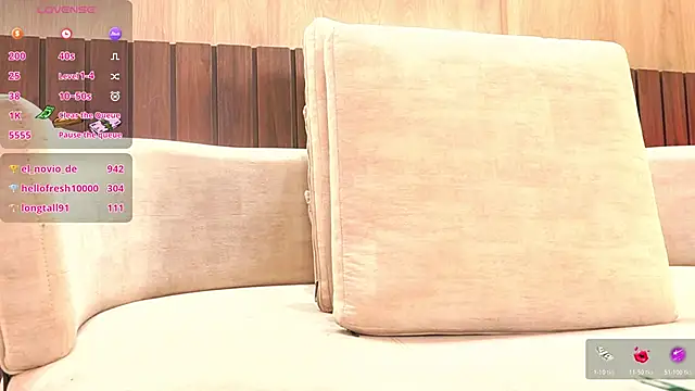 EsmeraldaGracee online show from 18, 4, 2026