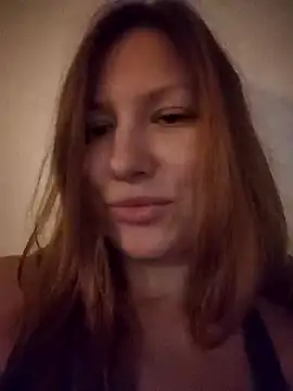 August Shine online show from 14, 4, 2026