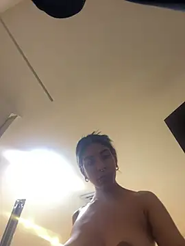 VioletaHills  online show from 26, 4, 2026