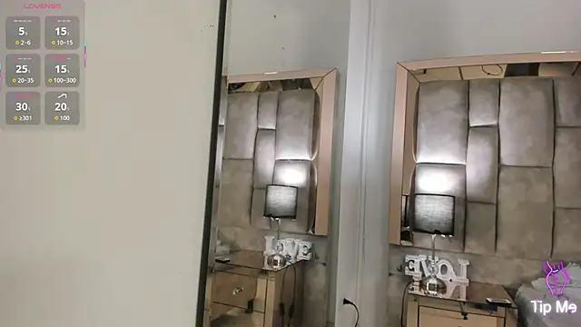 Titan Moreno  online show from 30, 3, 2026