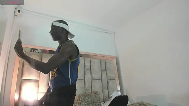 Snapshot of Titan_Moreno_ chatting on 18, 6, 2026 Titan Moreno online show from 18, 6, 2026