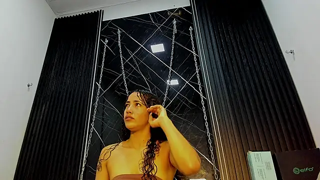 Megan Duskk online show from 28, 5, 2026