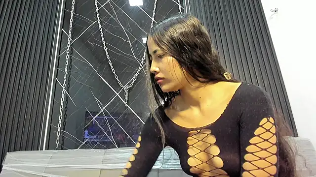 Megan Duskk online show from 15, 7, 2026