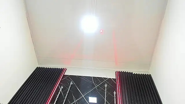 Megan Duskk online show from 23, 4, 2026