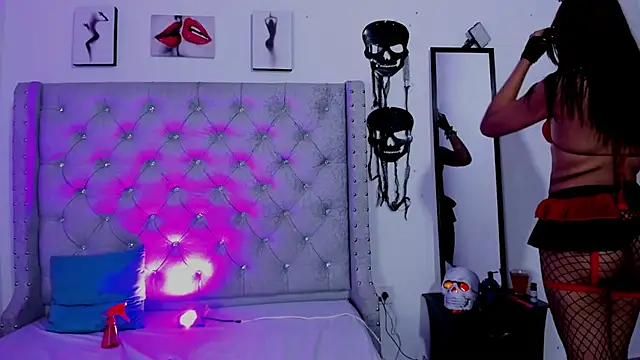 Snapshot of Shadow_Queen666 chatting on 2, 3, 2026 Shadow Queen666 online show from 2, 3, 2026