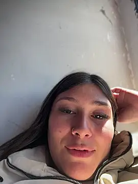 Miss Dani online show from 9, 5, 2026
