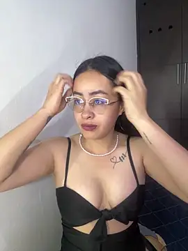 Snapshot of Anni_Rose chatting on 20, 3, 2026 Anni Rose online show from 20, 3, 2026