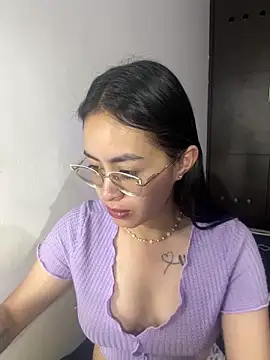 Snapshot of Anni_Rose chatting on 21, 3, 2026 Anni Rose online show from 21, 3, 2026