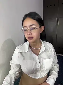 Snapshot of Anni_Rose chatting on 18, 3, 2026 Anni Rose online show from 18, 3, 2026