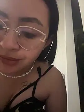 Snapshot of Anni_Rose chatting on 11, 3, 2026 Anni Rose online show from 11, 3, 2026