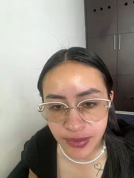 Snapshot of Anni_Rose chatting on 17, 3, 2026 Anni Rose online show from 17, 3, 2026