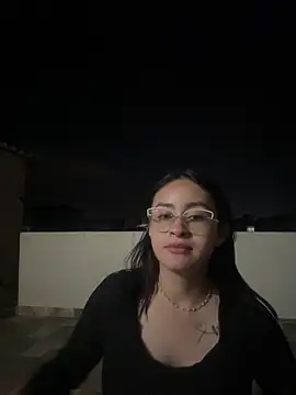 Snapshot of Anni_Rose chatting on 12, 4, 2026 Anni Rose online show from 12, 4, 2026