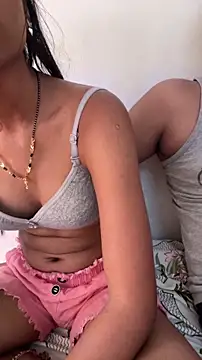 MidnightLoversX online show from 7, 4, 2026