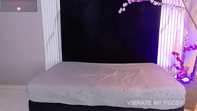 Danteandviolete cr online show from 14, 4, 2026