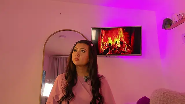 AlaiaRogers online show from 12, 6, 2026