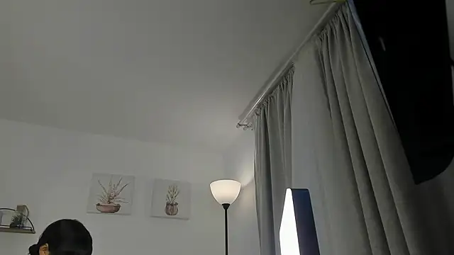 AlaiaRogers online show from 2, 6, 2026