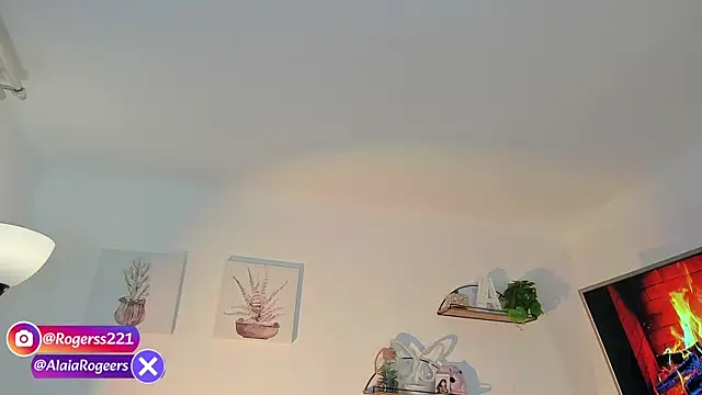 AlaiaRogers online show from 30, 6, 2026