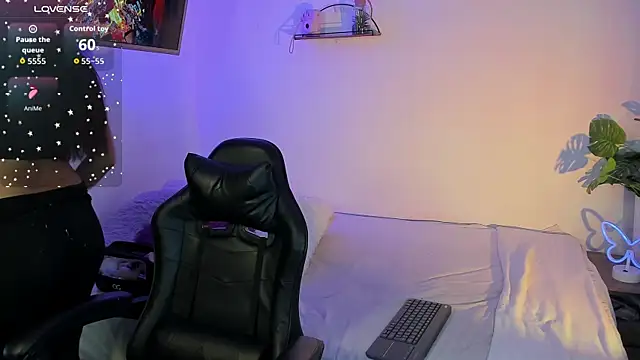 AlaiaRogers online show from 29, 7, 2026