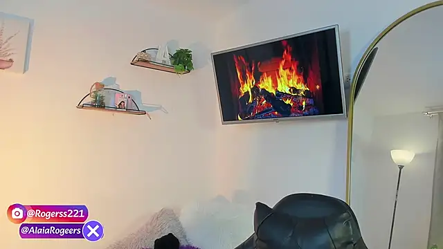 AlaiaRogers online show from 26, 5, 2026