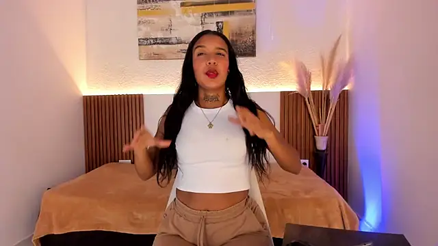 Tiana Glow2 online show from 9, 5, 2026