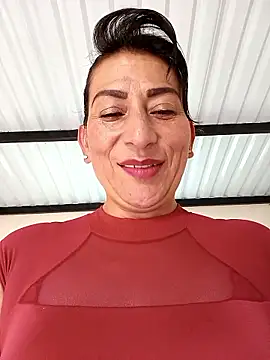 Lucia Rios online show from 10, 5, 2026