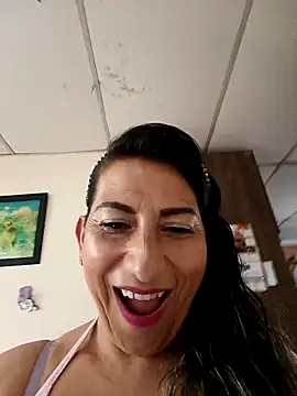 Lucia Rios online show from 10, 3, 2026