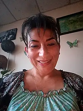 Lucia Rios online show from 7, 7, 2026